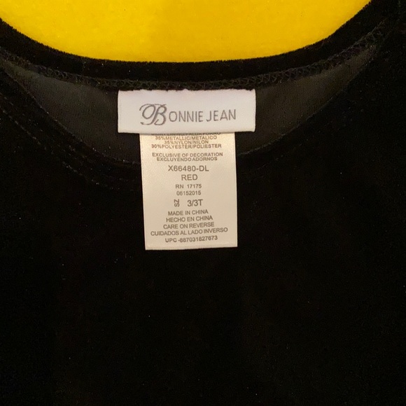 End of year Clearance Sale!  
3T Girls Dress - Picture 2 of 7